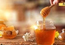 გაინტერესებთ თუ რატომ უნდა მიირთვათ ძილის წინ თაფლი? ეს ბევრმა ჯერ კიდევ არ იცის.