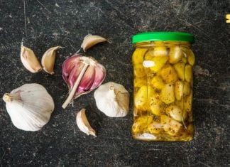 დაამზადეთ ნივრის ზეთისგან სისხლძარღვების სამკურნალო საშუალება