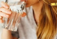 თუ საკმარის წყალს არ სვამთ და ეს სიმპტომები გაწუხებთ – დროა გამოფხიზლდეთ! ნახეთ სიმპტომები