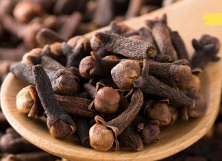 რატომაა რეკომენდირებული მშრალი მიხაკის ღეჭვა? ამ სანელებელს საოცარი უნარი აქვს!