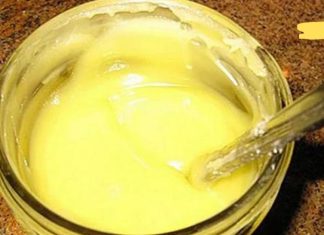 კვერცხის გული, თაფლი და ფქვილი. ნარევი, რომელსაც ორგანიზმიდან გამოაქვს ჩირქი სრულიად უმტკივნეულოდ!