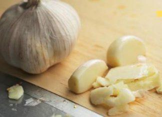 აი როგორ უნდა მოვიშოროთ ვარიკოზული ვენები ნივრით. შედეგი გაგაოცებთ!