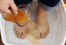 კვირაში ერთხელ დაასველეთ ფეხები ვაშლის ძმარში და დაინახავთ, რომ ყველა თქვენი დაავადება გაქრება. Ძალიან სასარგებლოა!